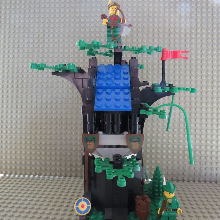Die originale Baumhöhle 6054