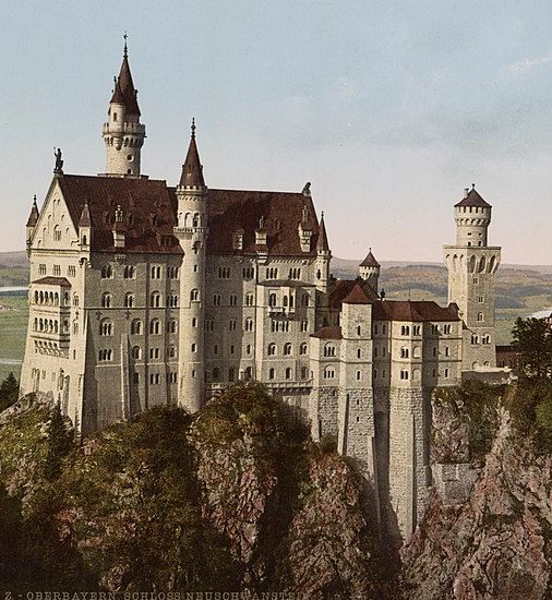 Schloss Neuschwanstein bei Füssen in Bayern 